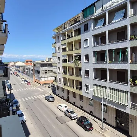 Cozy 2-room In A Quiet Neighborhood Apartamento Turim