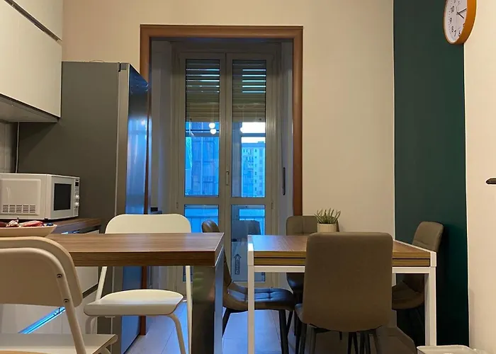 Cozy 2-room In A Quiet Neighborhood Διαμέρισμα