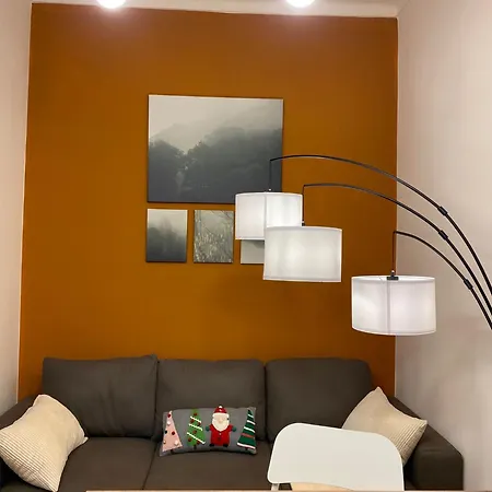 Apartment Cozy 2-room In A Quiet Neighborhood